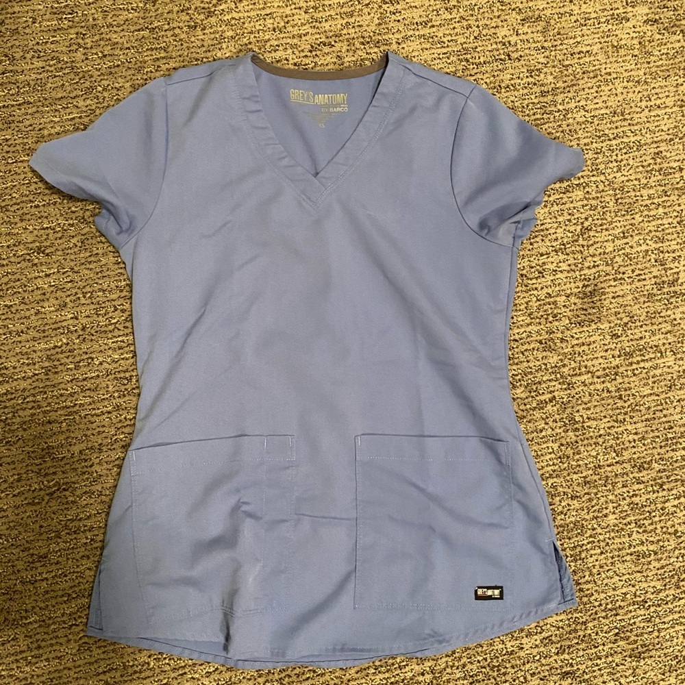 Grey’s Anatomy v-neck scrub top, Ceil blue, XS